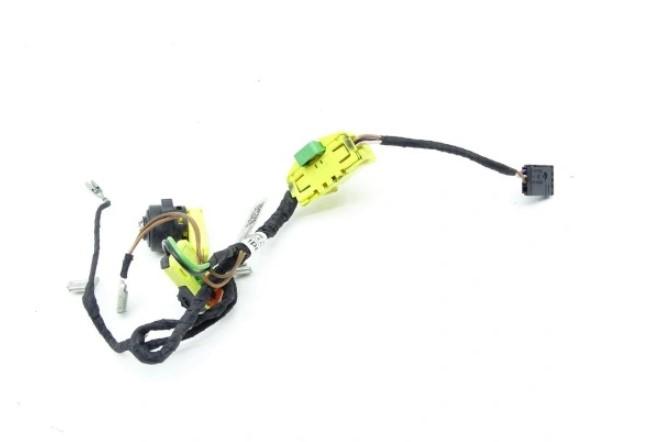 AUDI A4 B8 Avant (8K5) 2007 - 2015    1.8 TFSI 88 kW [120 KM] benzyna 2008 - 2015  Káblovačka silentbloku airbag 8U0971589J