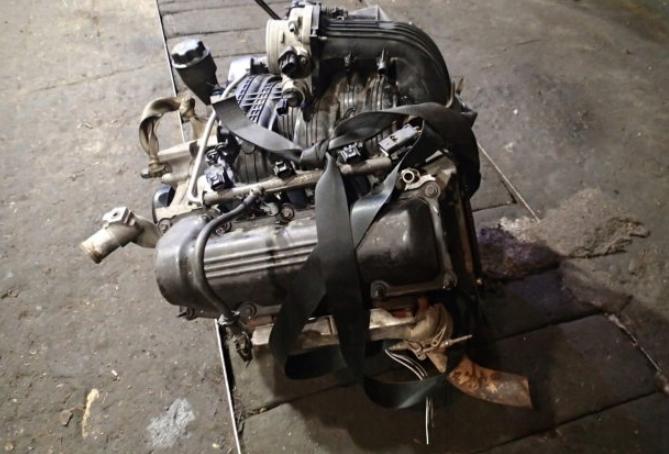 JEEP CHEROKEE LIBERTY 3.7 V6 MOTOR