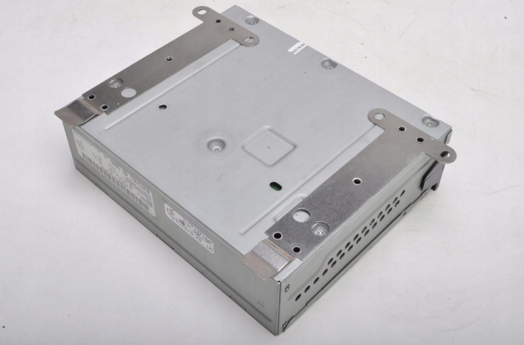 Audi A8 D3 QUATTRO SEDAN 4D 4.2FSI V8 350KM 02-09 TUNER Modul radia 4E0035541S