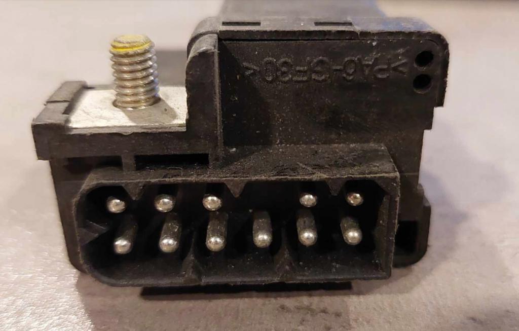 Bmw 530 2002 Relé: 2246919