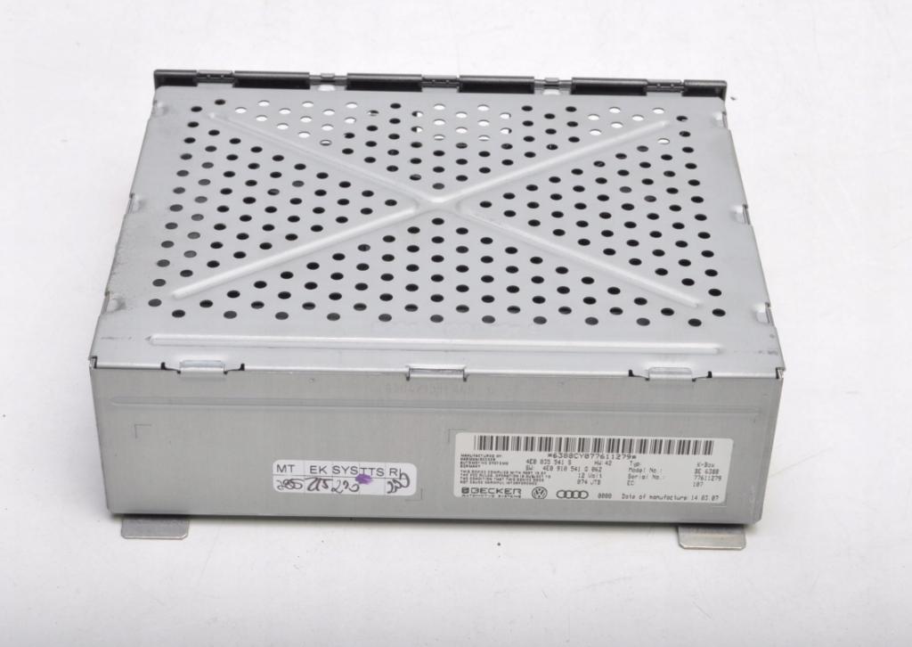 Audi A8 D3 QUATTRO SEDAN 4D 4.2FSI V8 350KM 02-09 TUNER Modul radia 4E0035541S