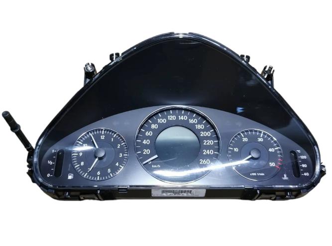 Mercedes-Benz E W211  prístrojovka/ budíky A2115406048 (Prístrojové dosky, displeje)