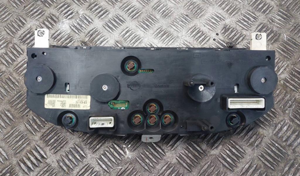 NISSAN ALMERA 2003 72kW N16 1497 Prístrojovka BN915