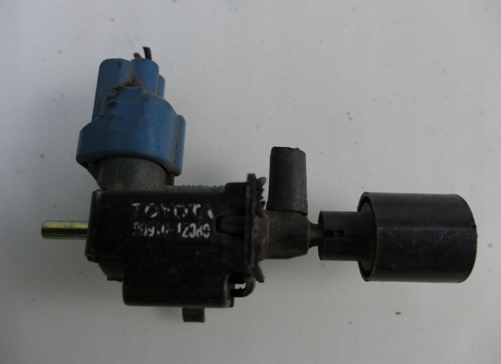 Toyota Land Cruiser 120 2002-2010 3.0 D4D 163 HP automatic 120 kW 2982 cm3 5- ventil podtlaku 90910-12080 (Ventily)