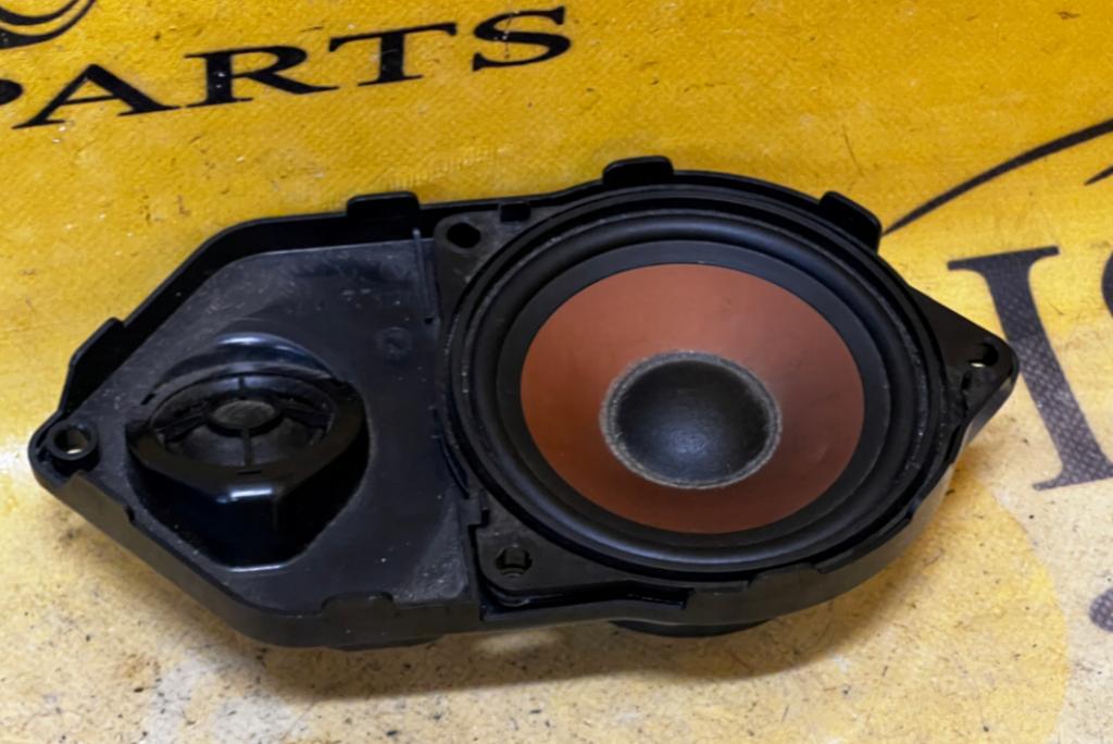 BMW E70 X5 E71 X6  reproduktor malý 6513-6978052-04