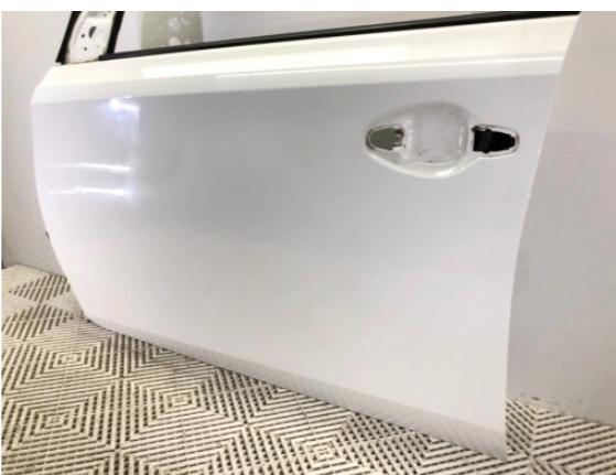 TOYOTA AURIS II Kombi 13-18  Dvere predný ľave  (Ostatné)