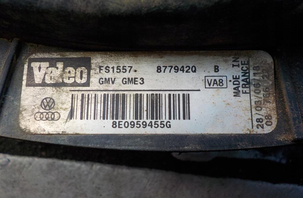 AUDI A4 B7 (8EC) 2004 - 2008    2.7 TDI 132 kW [180 KM] olej napędowy 2006 - 2008  Ventilátor chladiča 8E0959455G (Ventilátory)