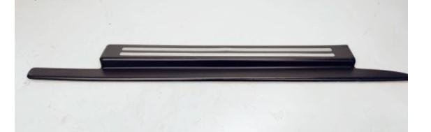 Audi A4 0 lišta lava strana 8H0853491