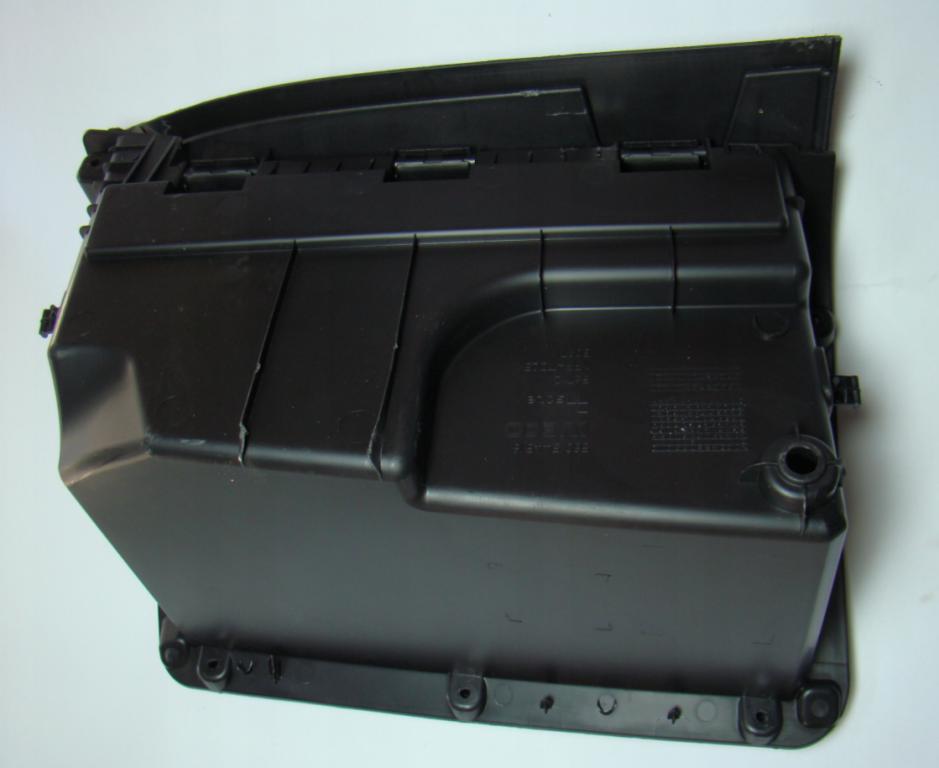 Iveco: Daily 14- kastlík spolujazdca 5801544516 novy