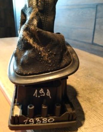 Volkswagen Sharan 1.9 TDI 7M0711072A Kulisa radenia rýchlosti