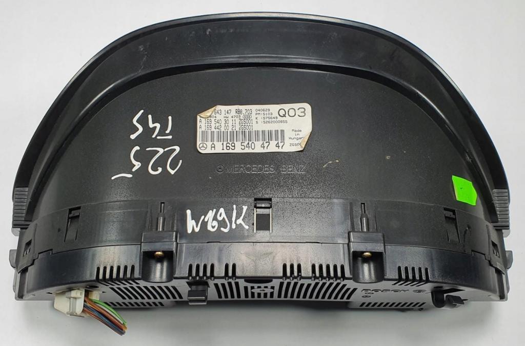 MERCEDES A W169 2004 1.5  prístrojovka A1695404747