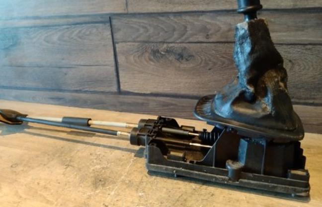 Volkswagen Sharan 1.9 TDI 7M0711072A Kulisa radenia rýchlosti  