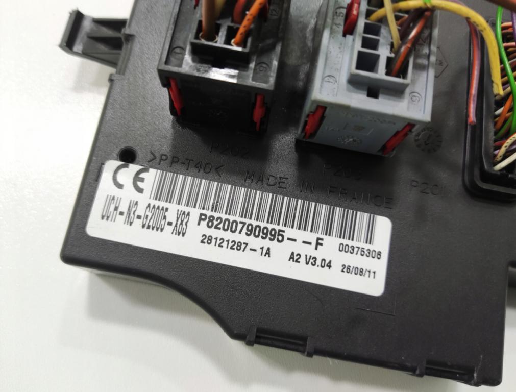 Renault Trafic II    LIFT 2.0DCI 114KM 06-14  Modul UCH 8200790995 (Ostatné)