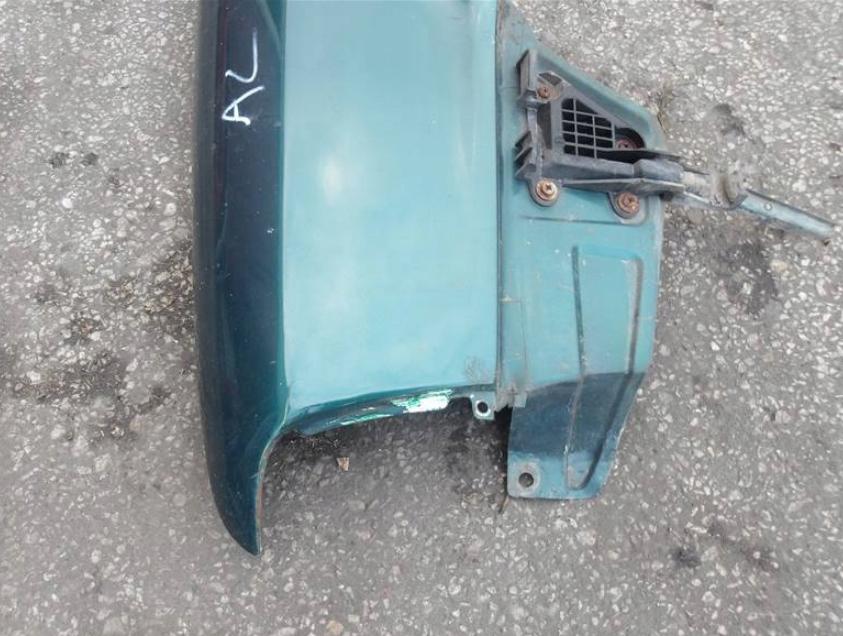 AUDI 80 B4 PREDNÝ BLATNÍK ĽAVÝ