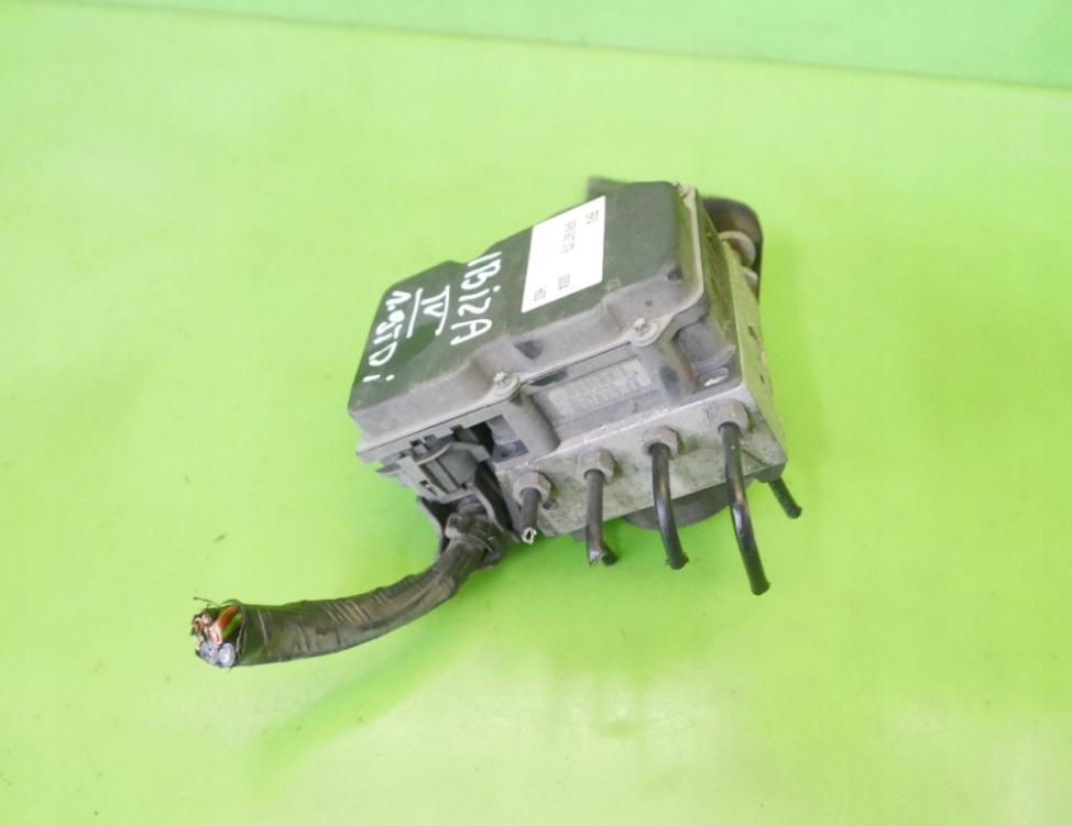 Seat Ibiza IV 6J 2008-2017 1.4 16v 86 HP manual 63 kW 1390 cm3 5- čerpadlo abs 6R0614117 (Pumpy ABS)