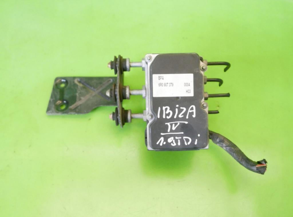 Seat Ibiza IV 6J 2008-2017 1.4 16v 86 HP manual 63 kW 1390 cm3 5- čerpadlo abs 6R0614117 (Pumpy ABS)