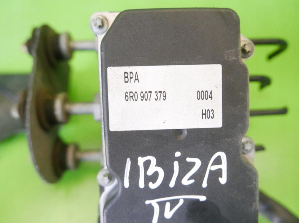 Seat Ibiza IV 6J 2008-2017 1.4 16v 86 HP manual 63 kW 1390 cm3 5- čerpadlo abs 6R0614117 (Pumpy ABS)