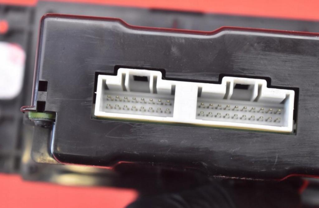 KIA SORENTO 1 I 02-06 OVLÁDACÍ PANEL VZDUCHU 97250-3E110