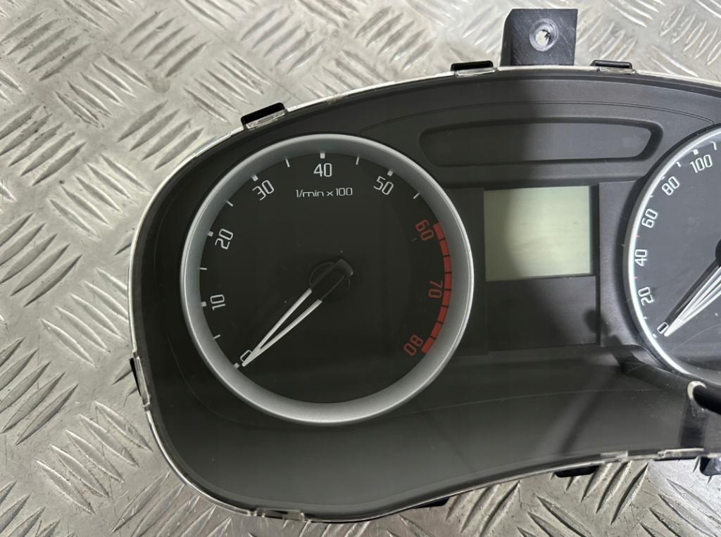 SKODA FABIA II 08R 1.2 12V  Prístrojovka elektrický 5J0920810B
