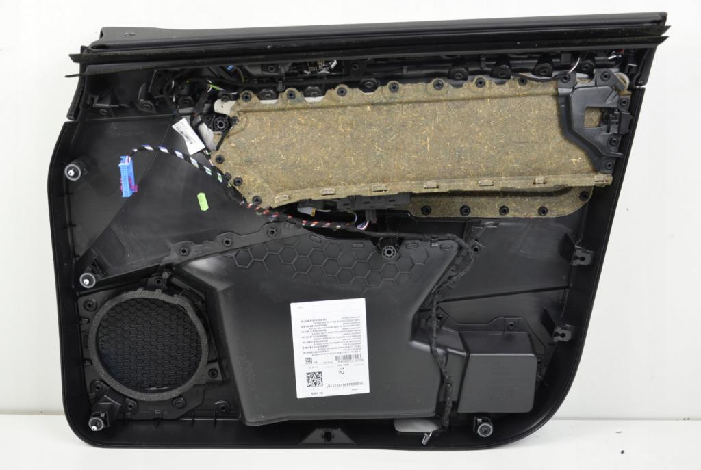 VW TOURAN 5TA ČALÚNENIE DVERÍ PREDNÉ ZADNÉ 5TA867012 5TA867011