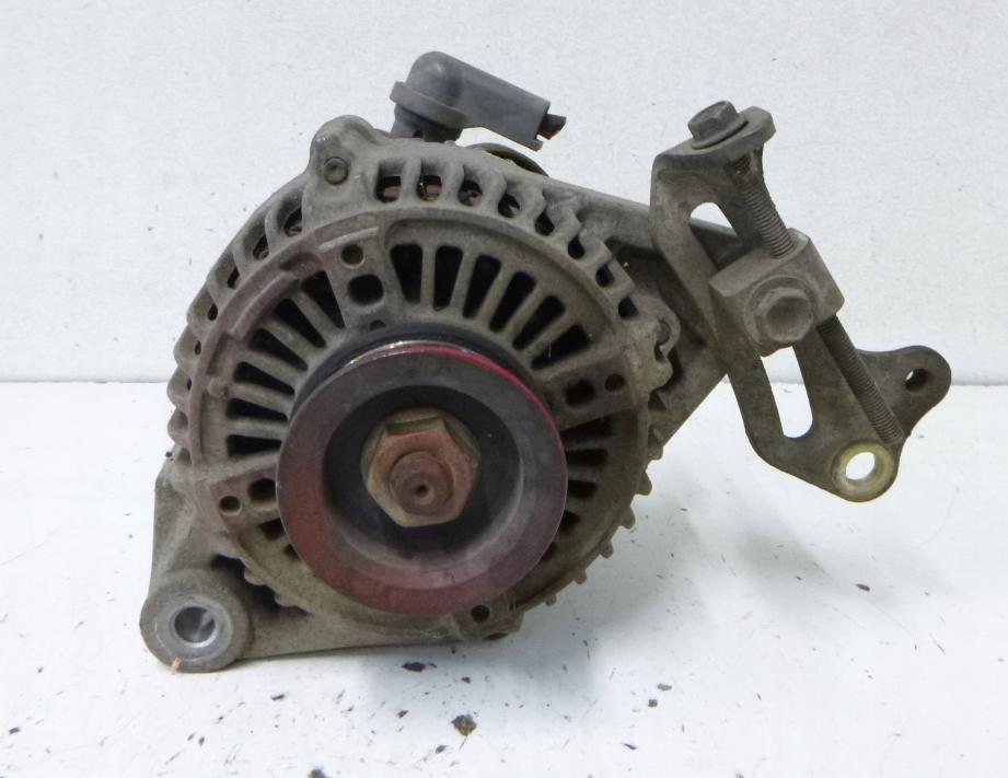 TOYOTA YARIS 1999 - 2005 1.0  50 kW1999 - 2005  Alternátor 27060-23030