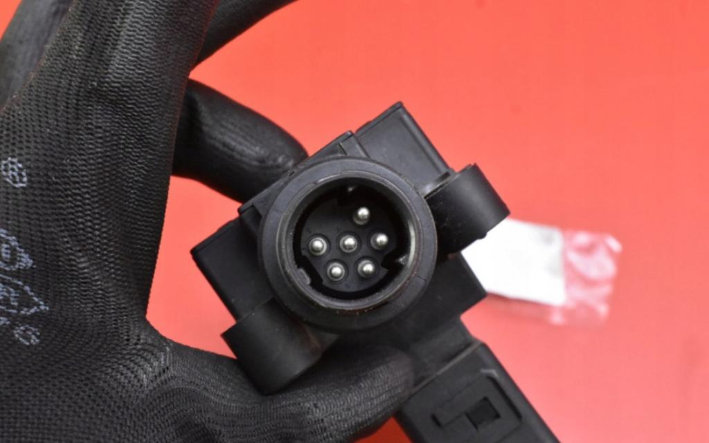 Bmw 3 e46 1998-2007 1.9 8V 118 HP manual 87 kW 1895 cm3 4- cievka zapaľovacia