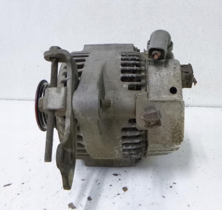 TOYOTA YARIS 1999 - 2005 1.0  50 kW1999 - 2005  Alternátor 27060-23030