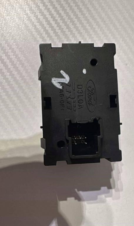 Ford Mondeo Mk4 Prepínač ohrievania, vyhrievania sedačky BS7T14D718AB