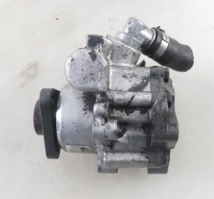 AUDI A6 C5 2.5 TDI pumpa servočerpadlo 3B0422154K