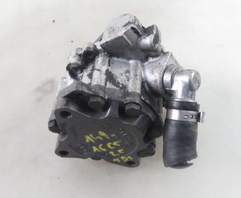 AUDI A6 C5 2.5 TDI pumpa servočerpadlo 3B0422154K