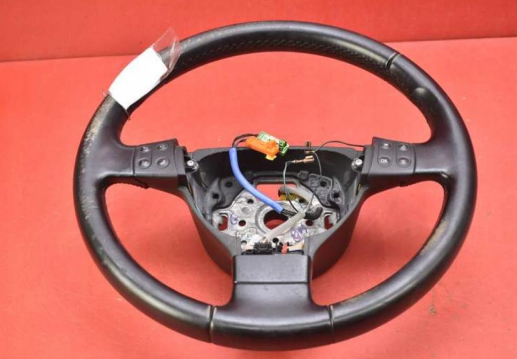 VW PASSAT B6 05-10 KOŽENÝ VOLANT MULTIFUNKČNÝ 3C0419091R