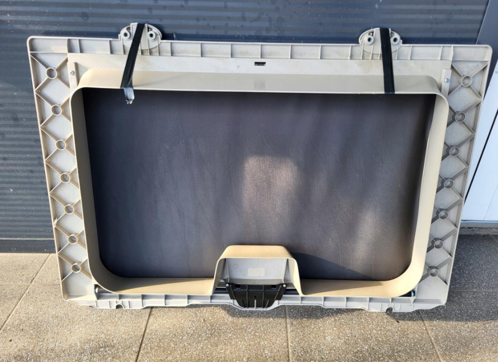 Iveco Stralis AS440S45 07-13 332 kW (450KM) strešné okno