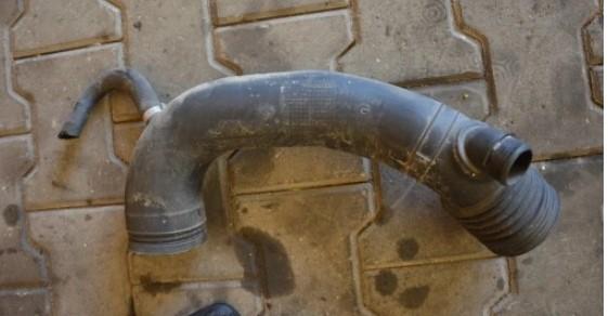 Alfa romeo 159 2.4 JTDM manual 154 kW 2387 cm3  Rúra 51773420