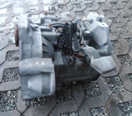 VW CADDY III   1.9 TDI 77 kW  Prevodovka GQQ (Prevodovky)