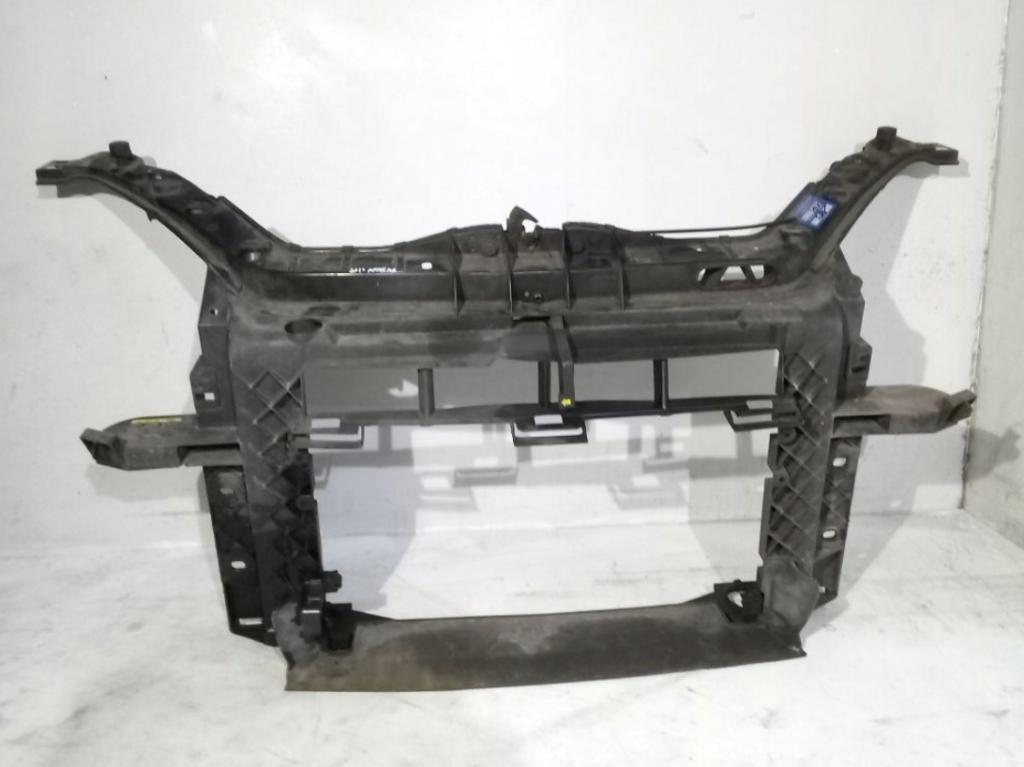 Ford Fusion I lift, predná výstuž