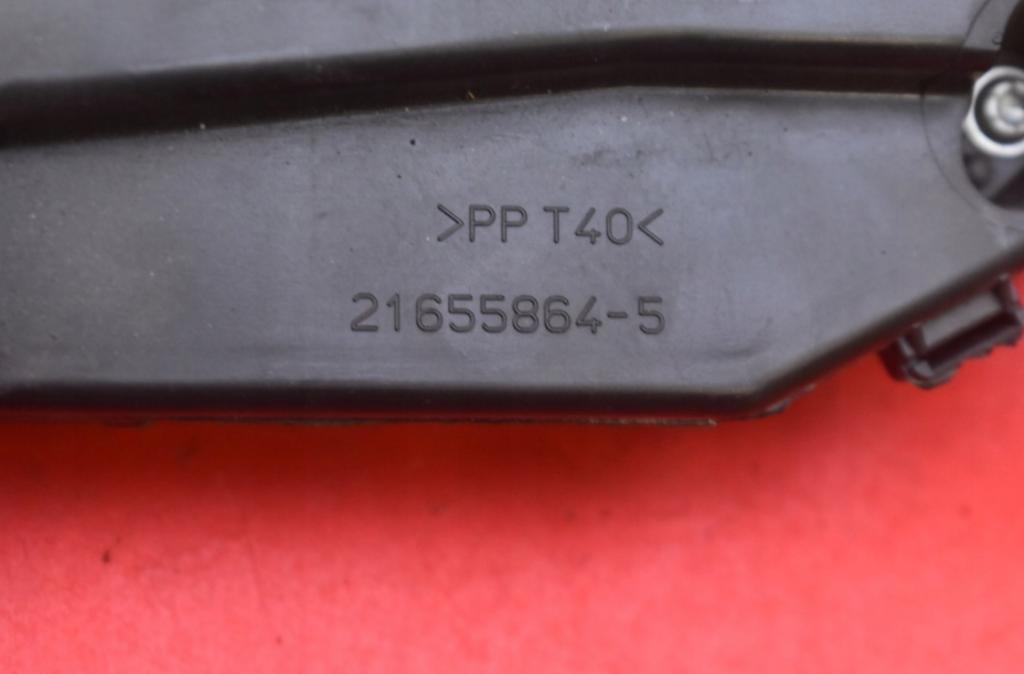 TOYOTA YARIS (_P1_) 1999 - 2005    1.0 (SCP10_) 48 kW [65 KM] benzyna 2003 - 2005  Prístrojovka 21655864-5 (Prístrojové dosky, displeje)