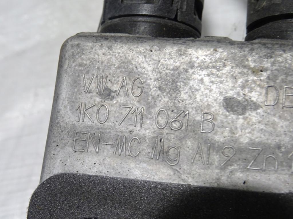 Vw Golf plus 1.4 TSI 122 HP manual 90 kW  Páka rýchlosť 1Q0711049C