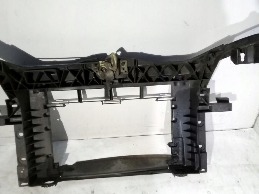 Ford Fusion I lift, predná výstuž