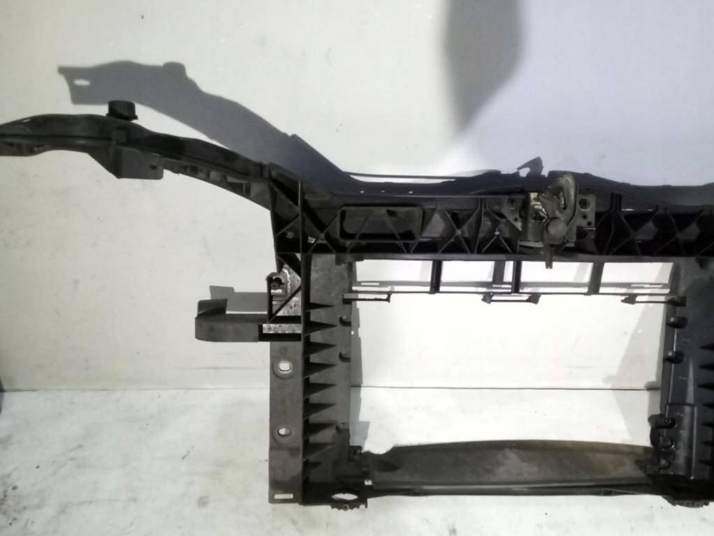 Ford Fusion I lift, predná výstuž