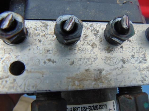 Hyundai i20 II 2014 -2020 1.2 16v 84KM manual 61,8 kW  pumpa abs 58920-C8250 (Pumpy ABS)