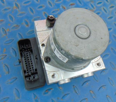 Hyundai i20 II 2014 -2020 1.2 16v 84KM manual 61,8 kW  pumpa abs 58920-C8250 (Pumpy ABS)