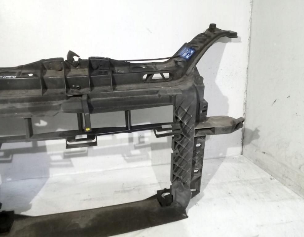 Ford Fusion I lift, predná výstuž