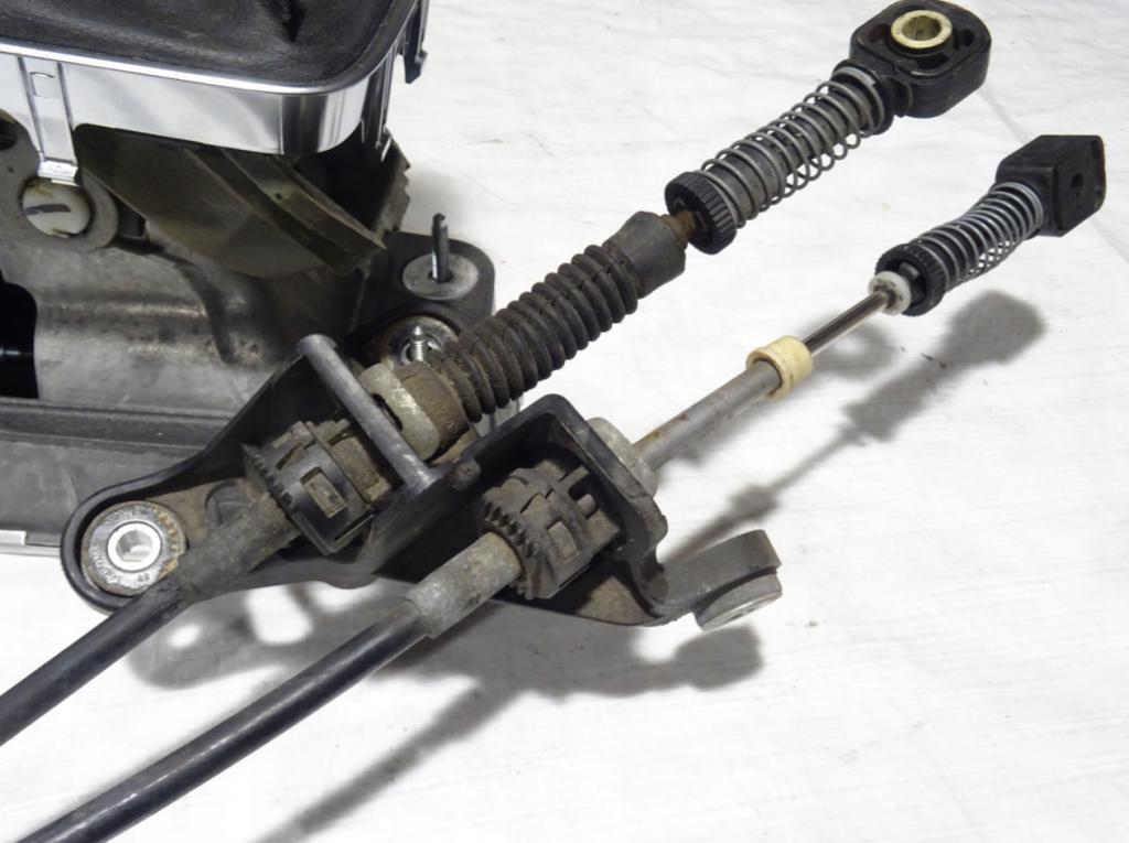 Vw Golf plus 1.4 TSI 122 HP manual 90 kW  Páka rýchlosť 1Q0711049C