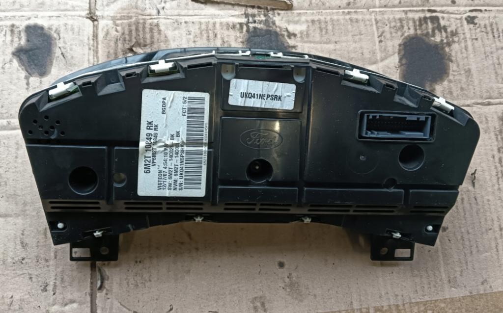 Ford S-MAX MONDEO MK4 GALAXY MK3 pristrojovka  6M2T-10849-RK