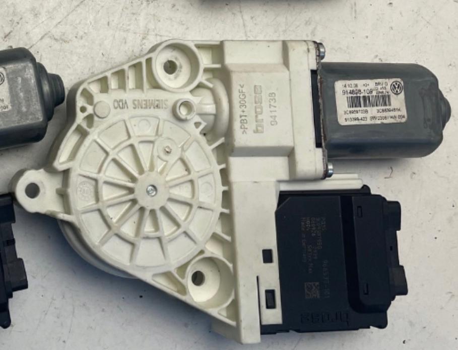 Volkswagen Passat CC Motorček sťahovania okna zadný ľavý 1K0959795Q 