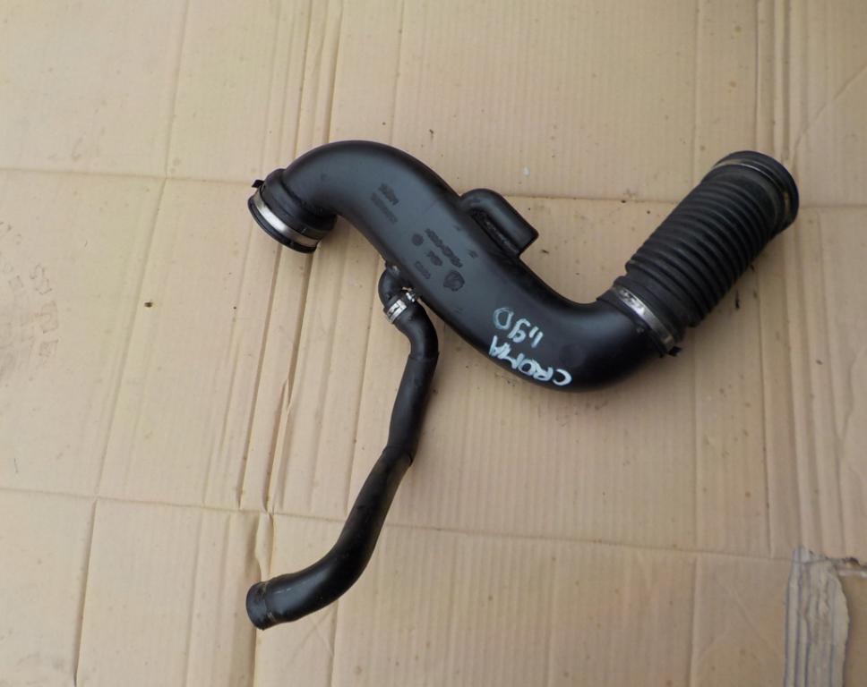 FIAT CROMA (194_) KOMBI 2008 1910,00 Przewody chłodnic powietrza 1910,00 Rúra intercoolera turba 55202652