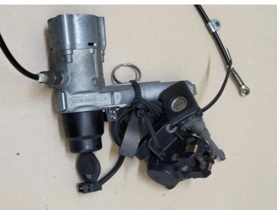 MERCEDES 190 W201 W124 AUTOMAT  spinačka  (Spínacie skrinky a kľúče)