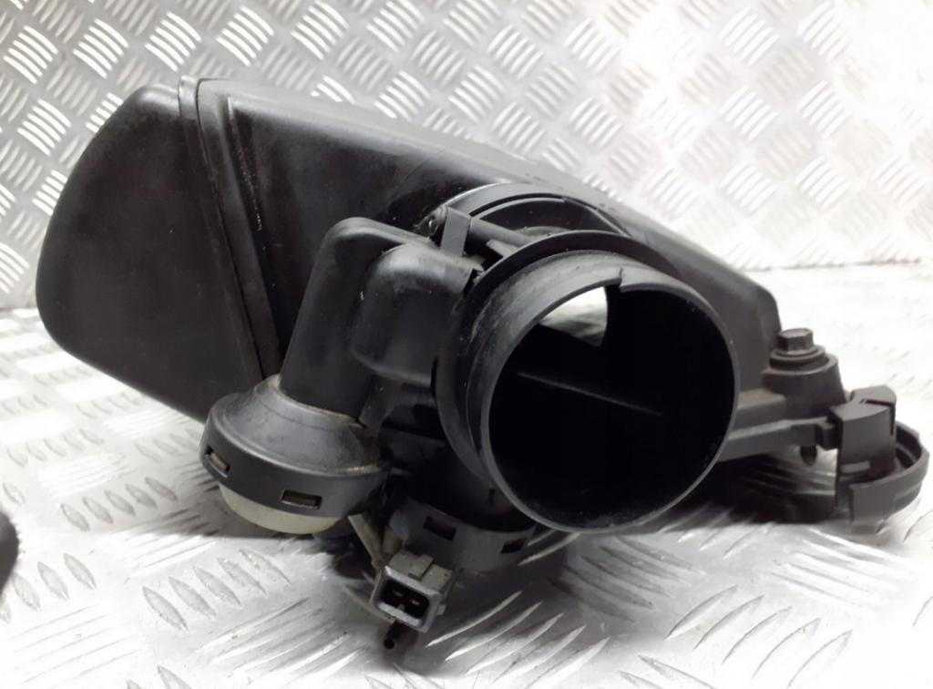 Volkswagen Lupo  1999 44 kW 1.7SDI 60KM 98-05 1700 Obal filtra vzduchu 028129037D (Obaly filtrov vzduchu)