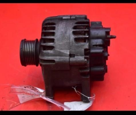 Dacia Duster,Sandero 2010 Alternator 2607395A