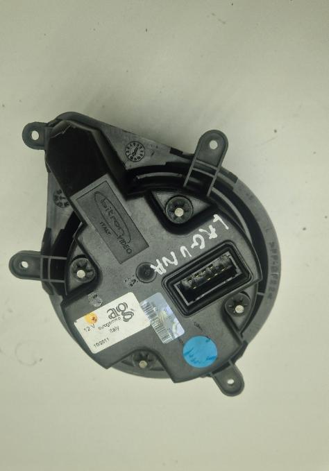 RENAULT LAGUNA I VENTILÁTOR